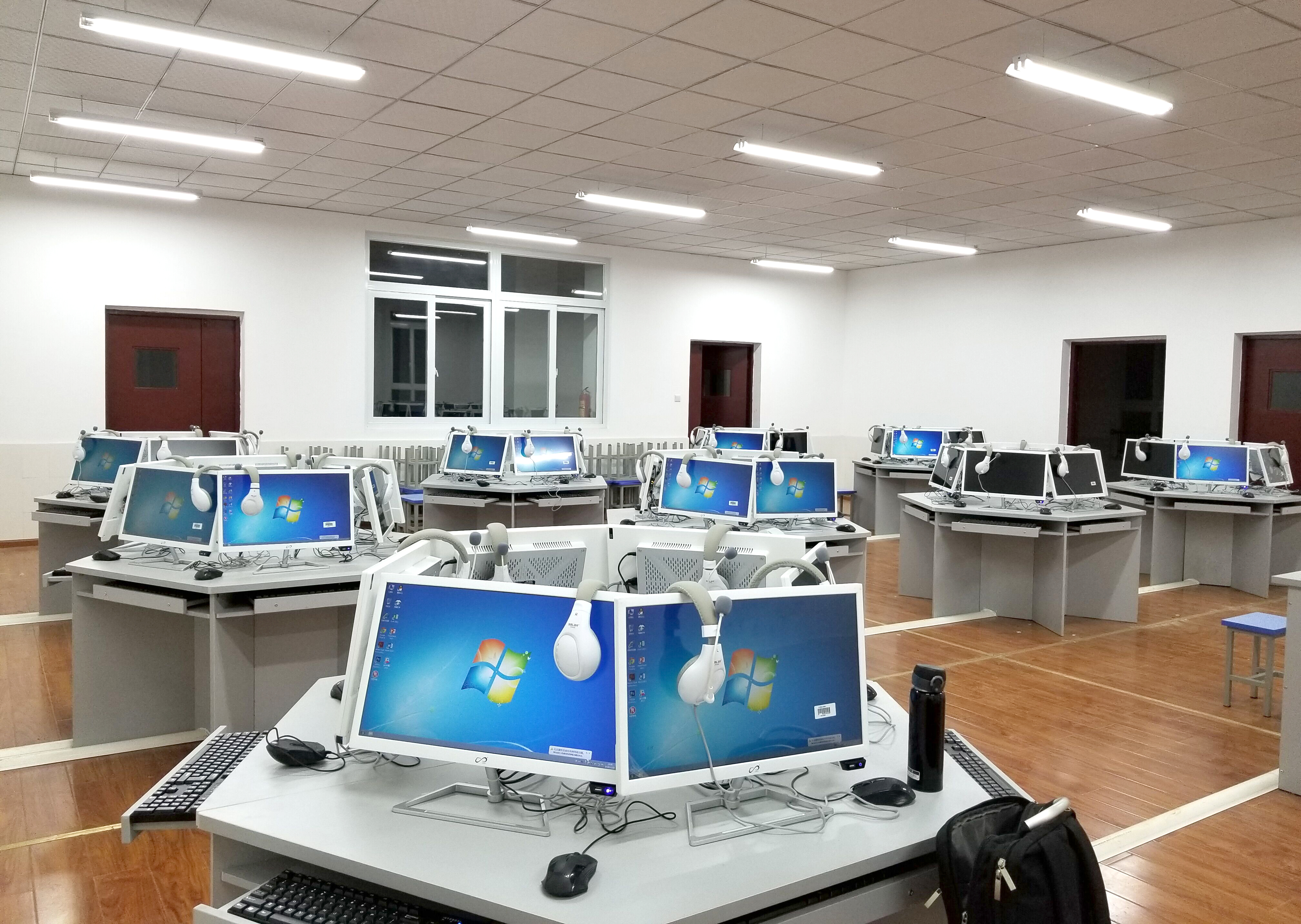 若磐一體機案例.jpg
