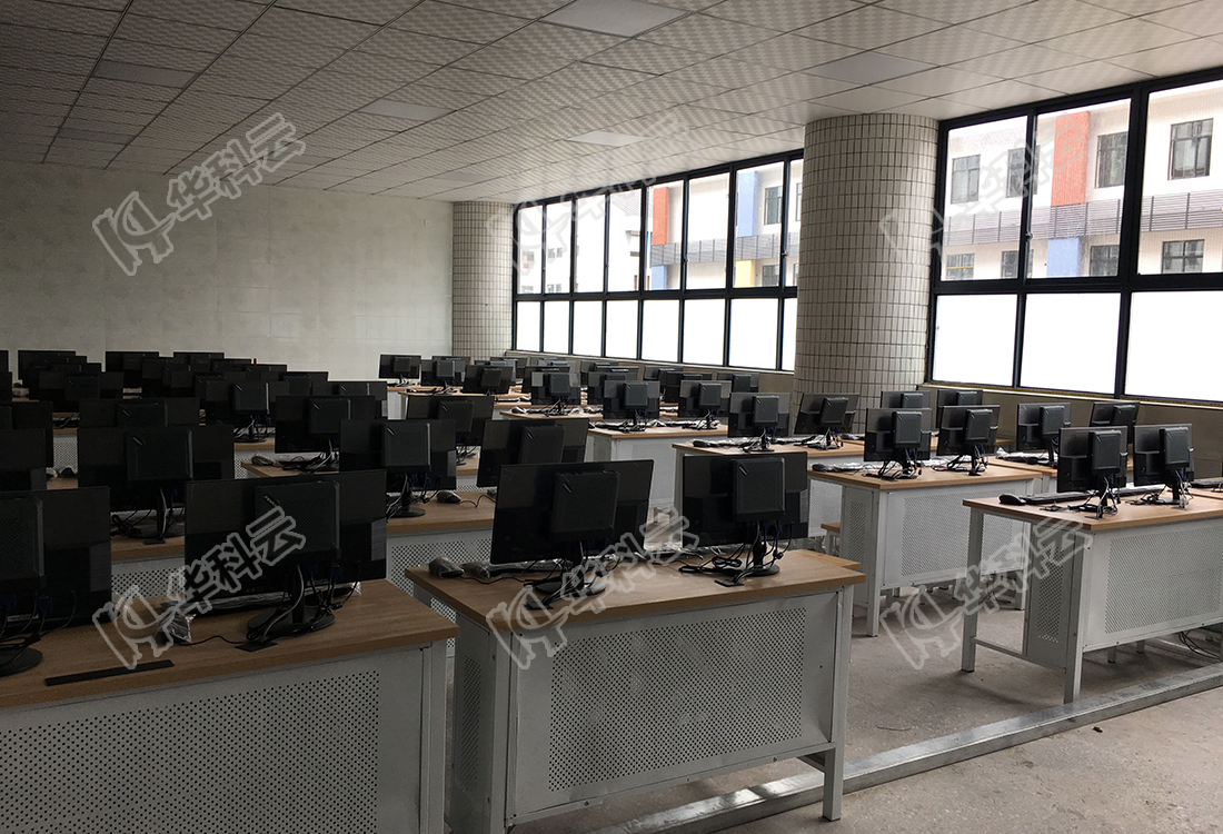 若磐云桌面助力達(dá)州市多所中小學(xué)教室信息化建設(shè).png